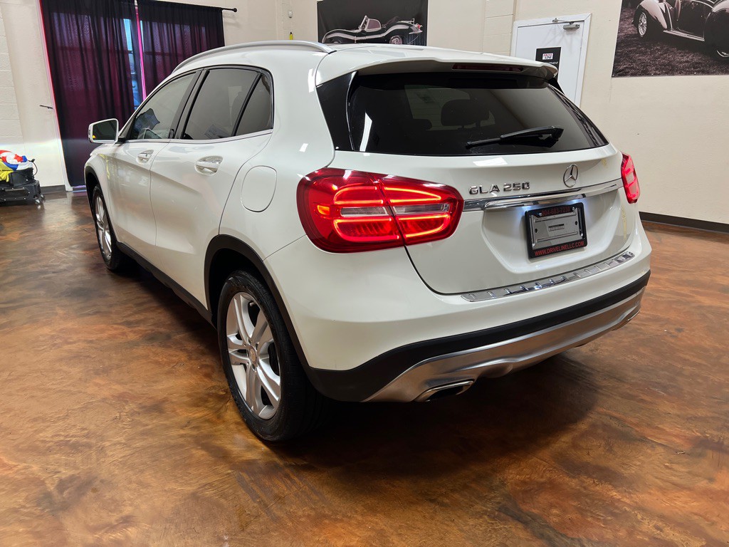 2016 Mercedes-Benz GLA-Class Image 7