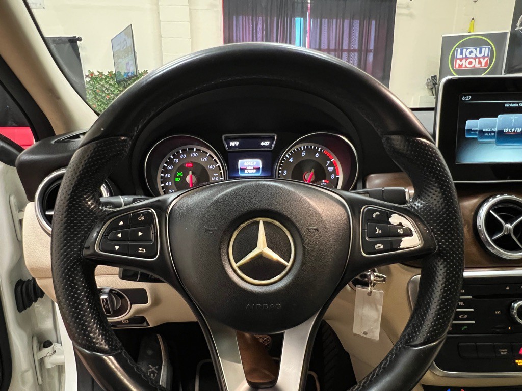 2016 Mercedes-Benz GLA-Class Image 18