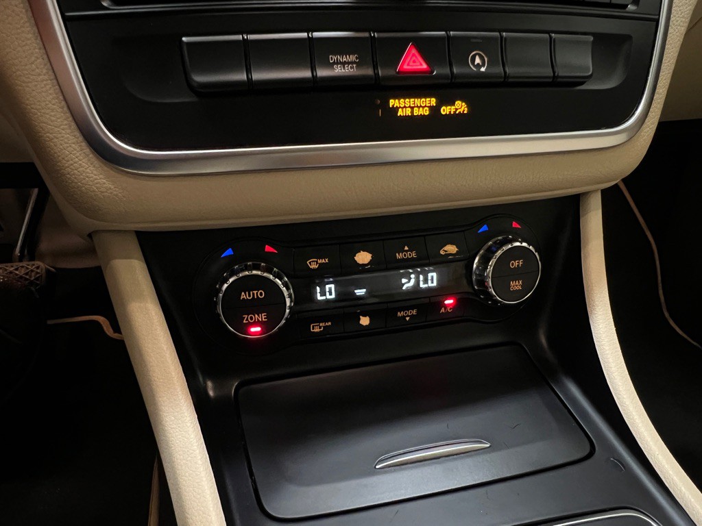 2016 Mercedes-Benz GLA-Class Image 25