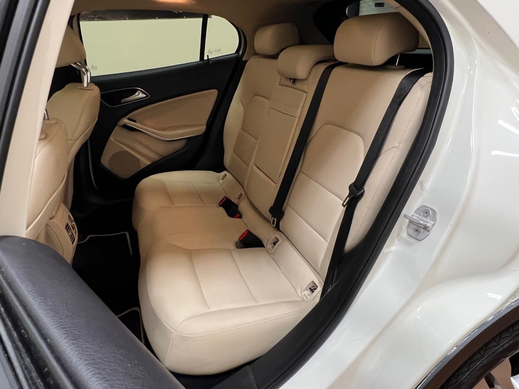 2016 Mercedes-Benz GLA-Class Image 29