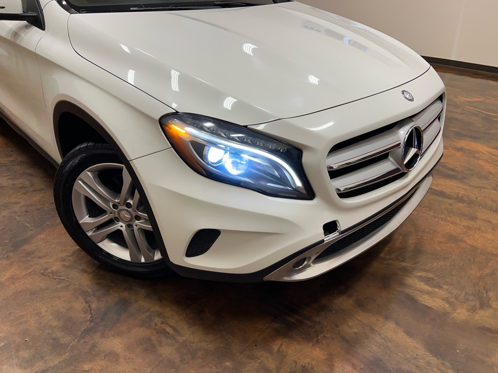 2016 Mercedes-Benz GLA-Class Image 42
