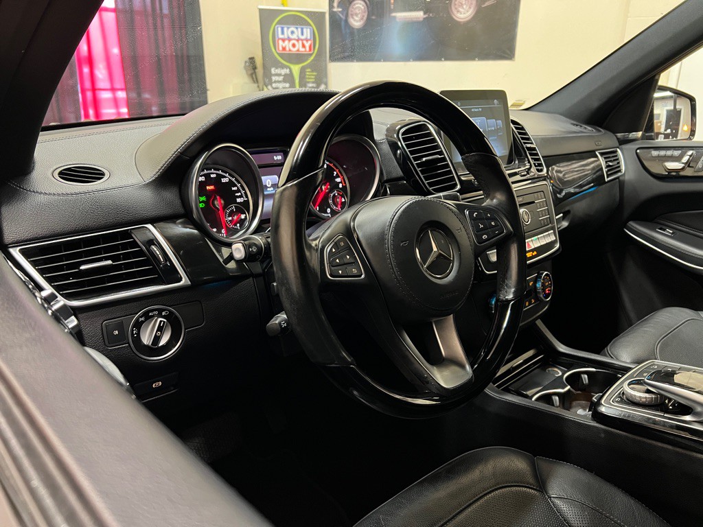 2017 Mercedes-Benz GLS-Class Image 13