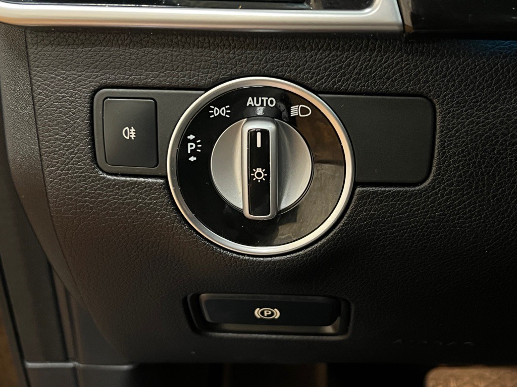 2017 Mercedes-Benz GLS-Class Image 22