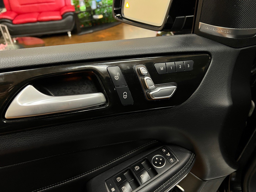 2017 Mercedes-Benz GLS-Class Image 29
