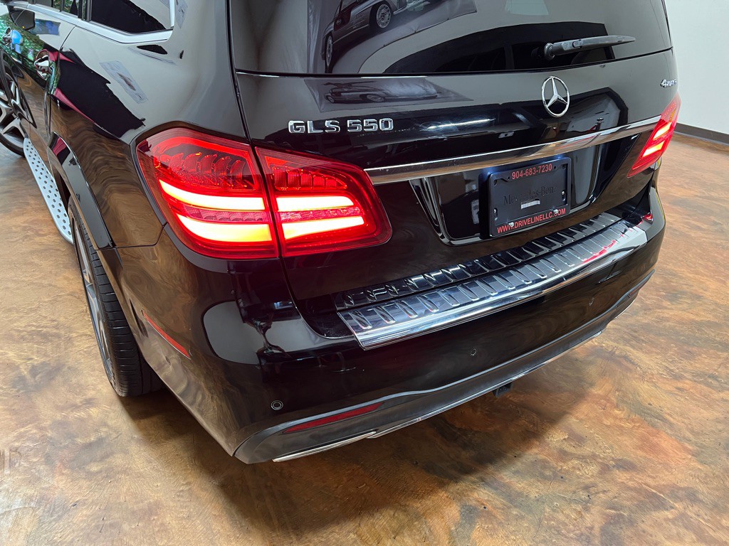 2017 Mercedes-Benz GLS-Class Image 49