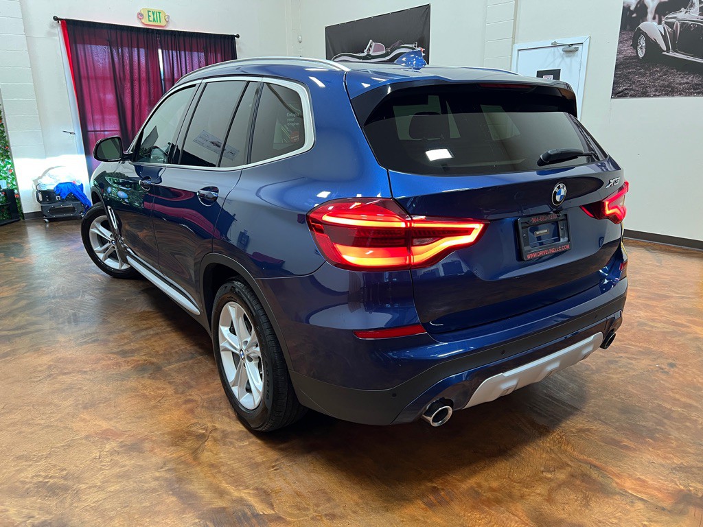 2018 BMW X3 Image 2
