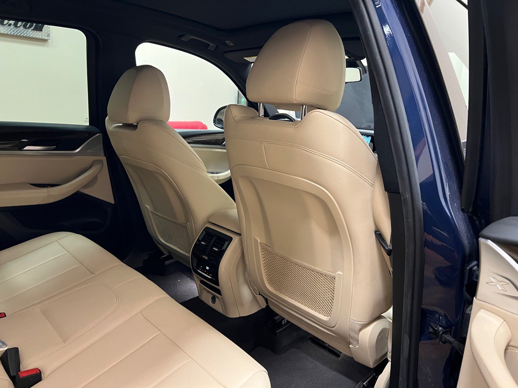 2018 BMW X3 Image 35