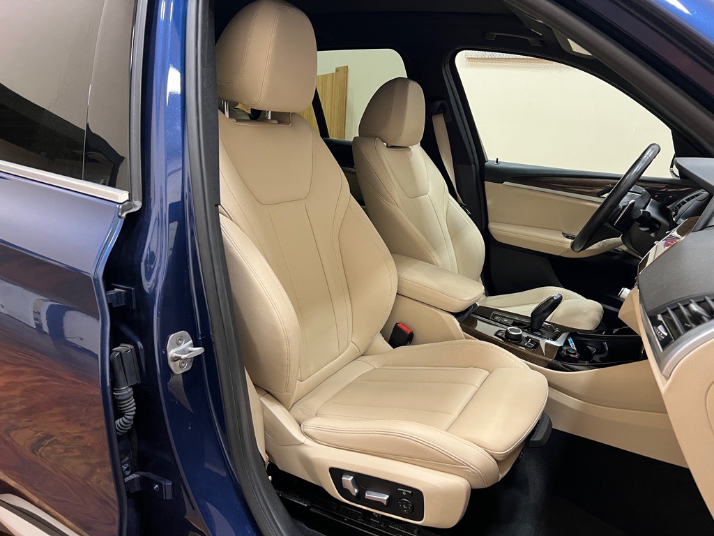 2018 BMW X3 Image 36