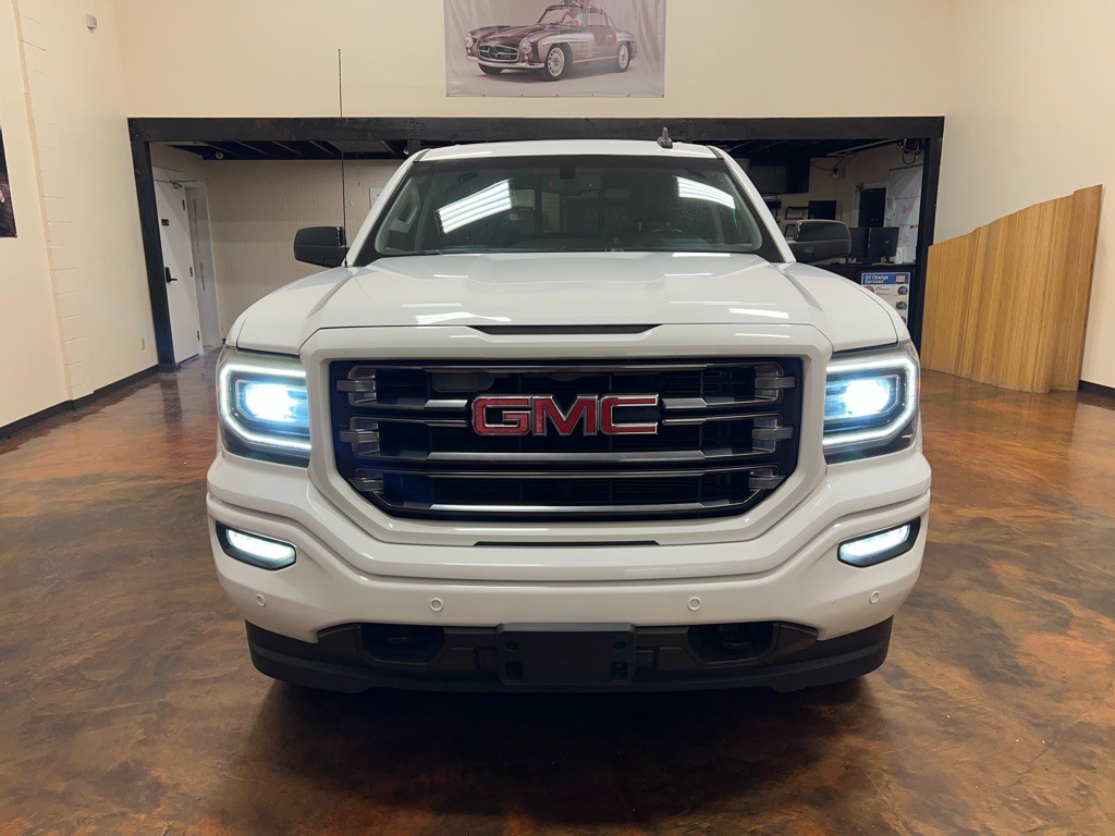 2017 GMC Sierra Image 4
