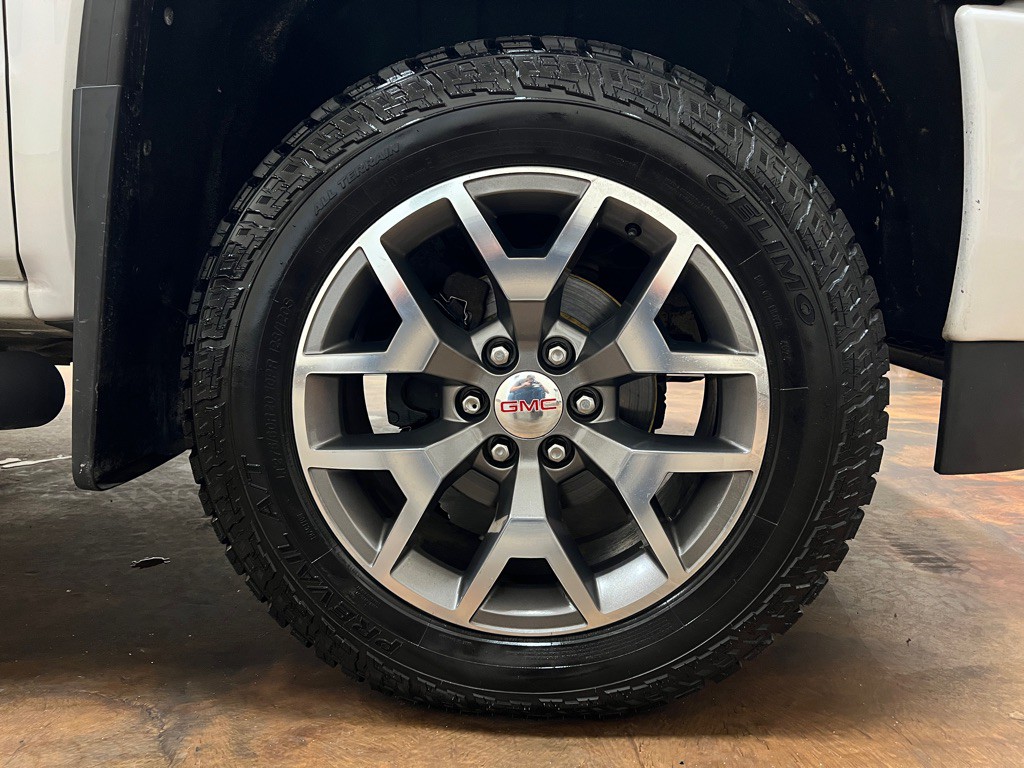 2017 GMC Sierra Image 13