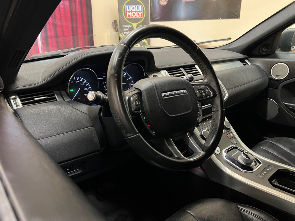2015 Land Rover Range Rover Evoque Image 13