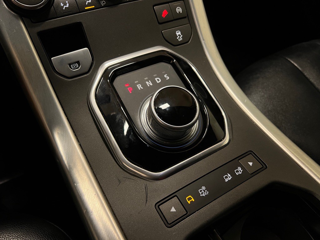 2015 Land Rover Range Rover Evoque Image 25