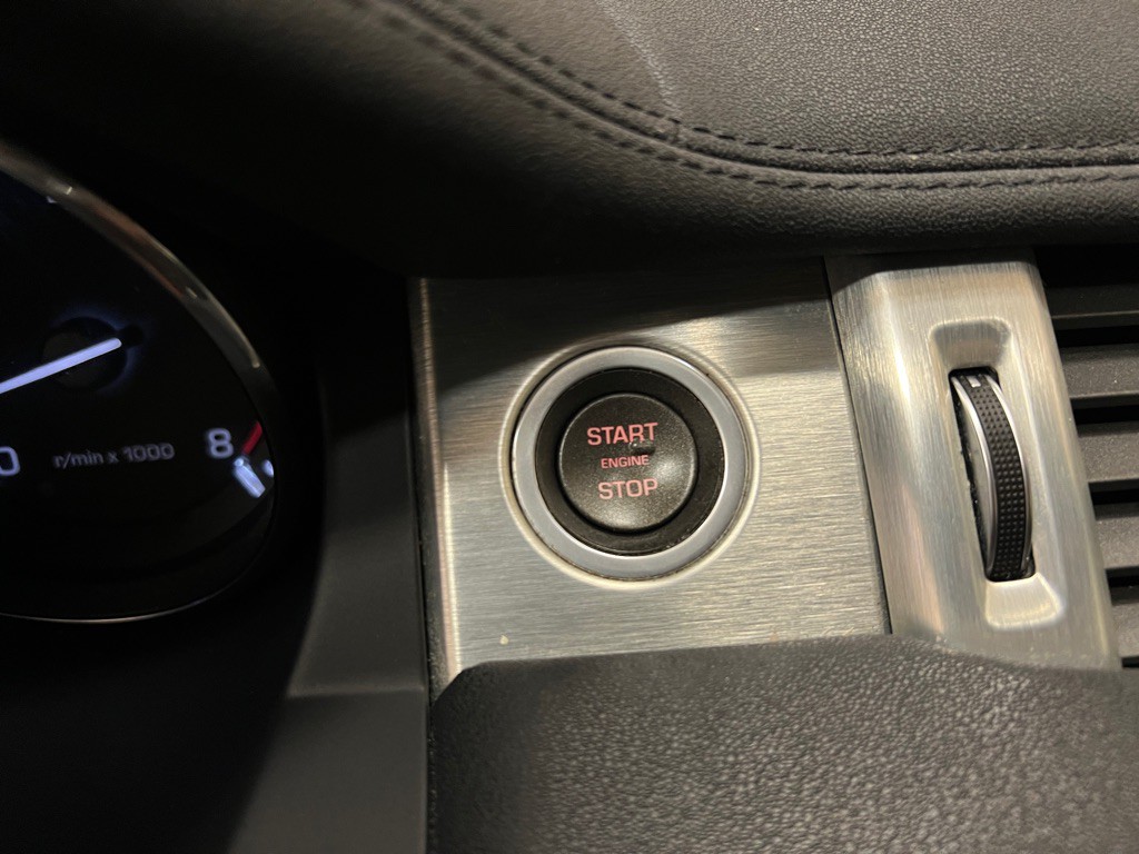 2015 Land Rover Range Rover Evoque Image 26