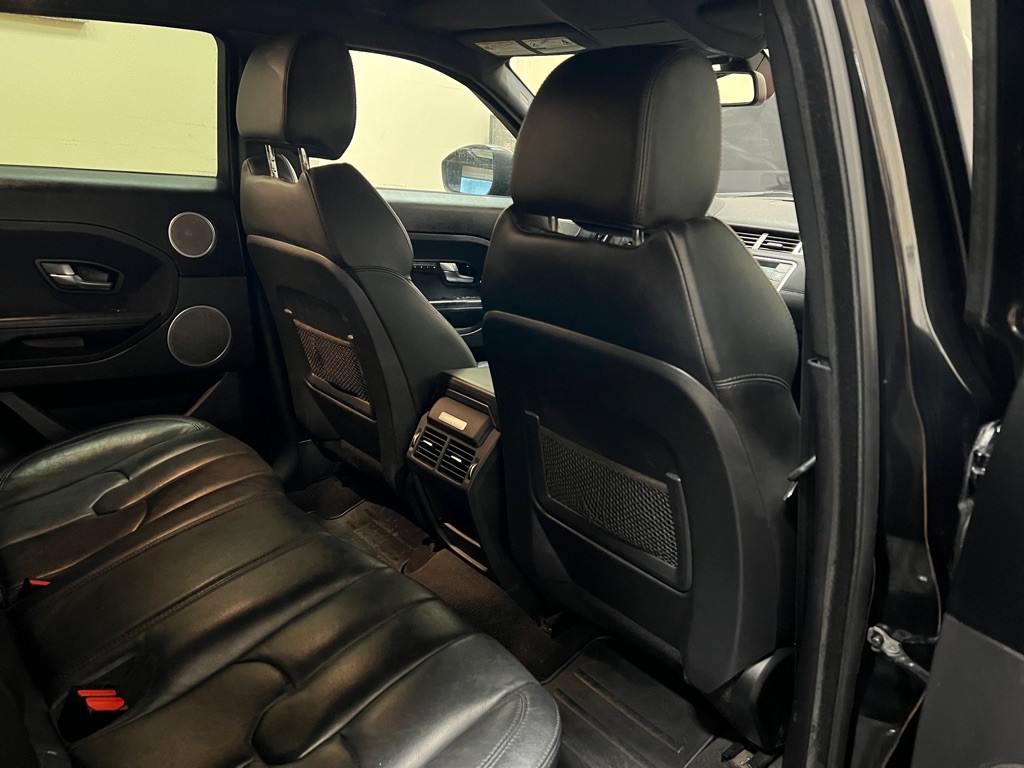 2015 Land Rover Range Rover Evoque Image 32
