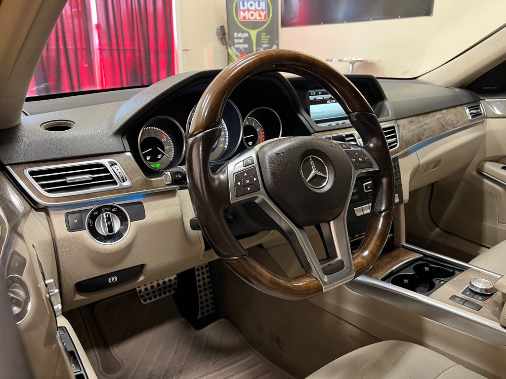 2014 Mercedes-Benz E-Class Image 13