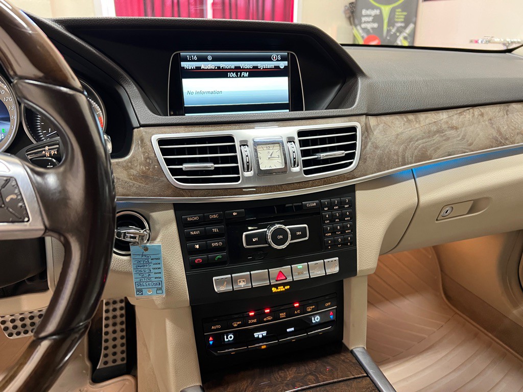 2014 Mercedes-Benz E-Class Image 22