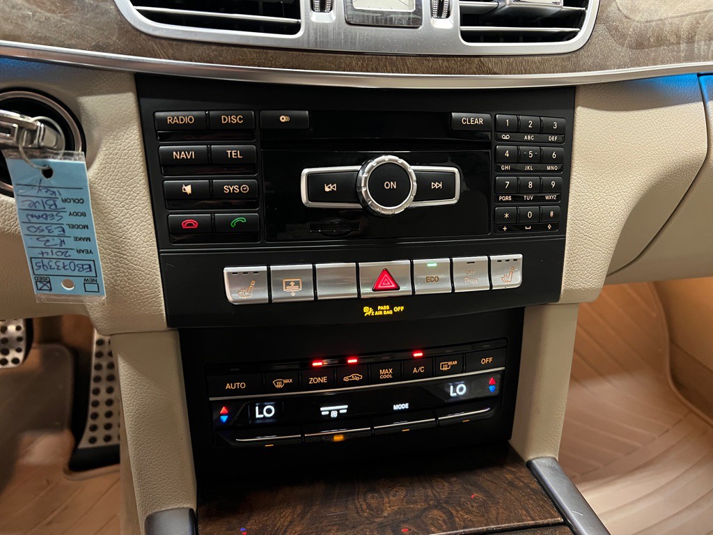 2014 Mercedes-Benz E-Class Image 25