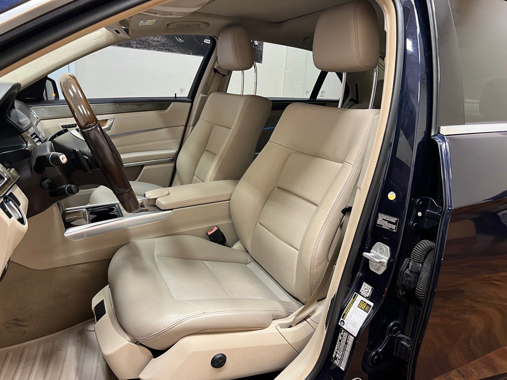2014 Mercedes-Benz E-Class Image 28
