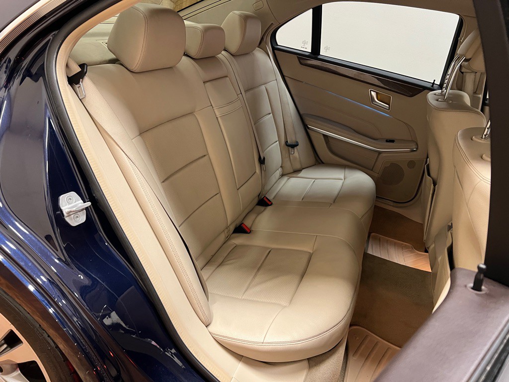2014 Mercedes-Benz E-Class Image 31