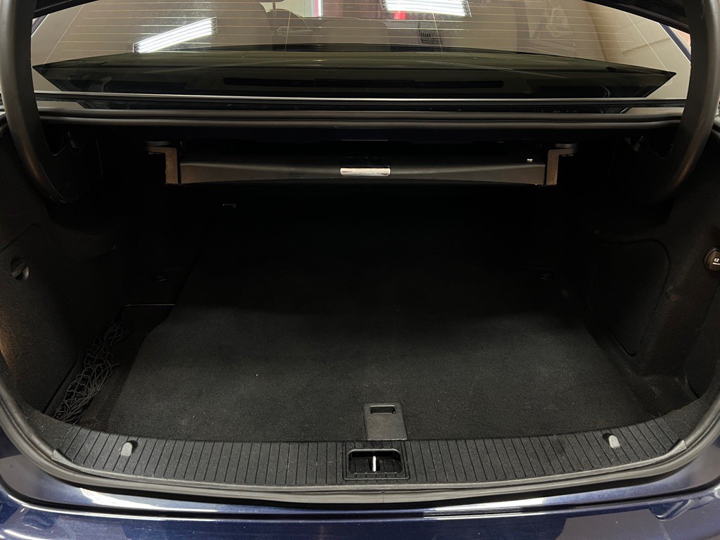 2014 Mercedes-Benz E-Class Image 34