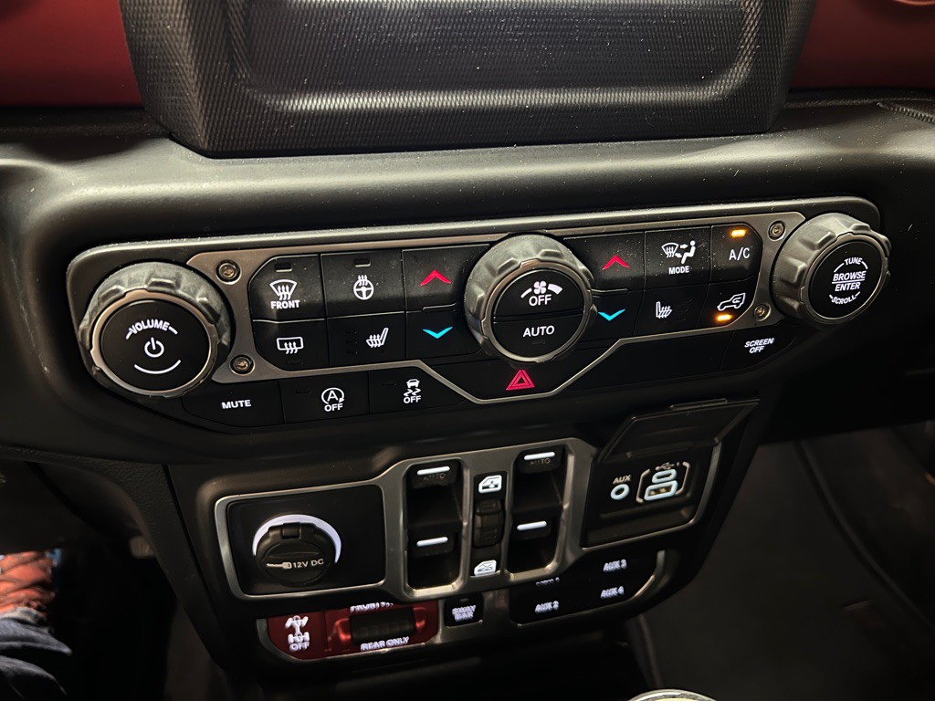2018 Jeep Wrangler Unlimited Image 25