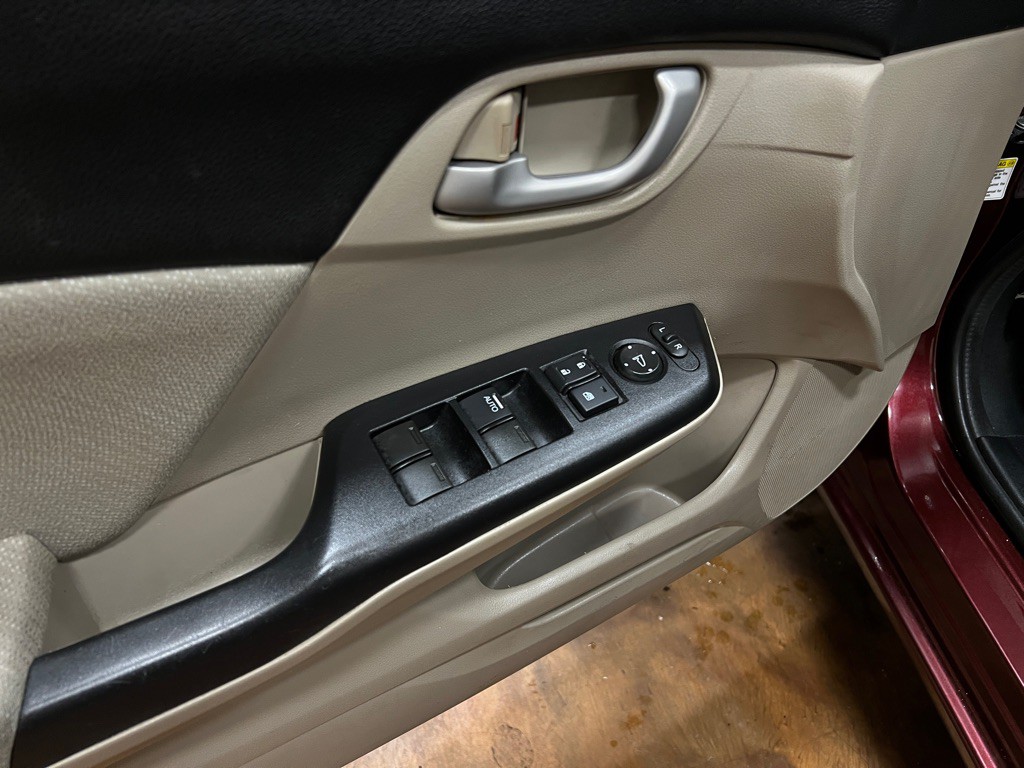 2013 Honda Civic Image 26
