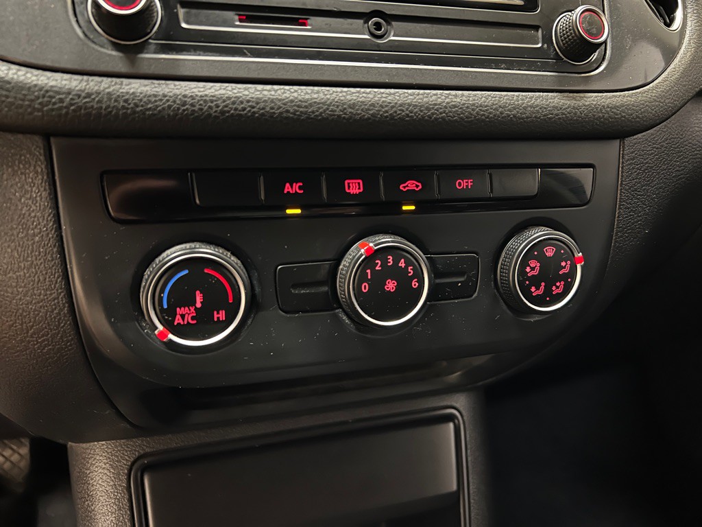 2017 Volkswagen Tiguan Image 24