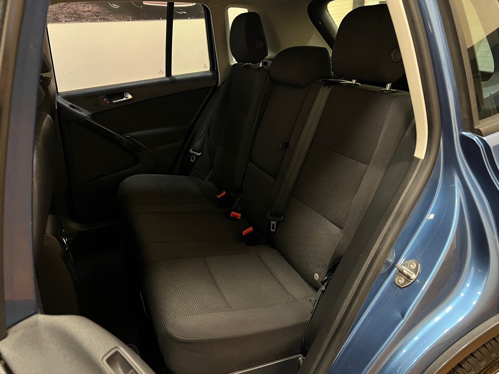2017 Volkswagen Tiguan Image 29
