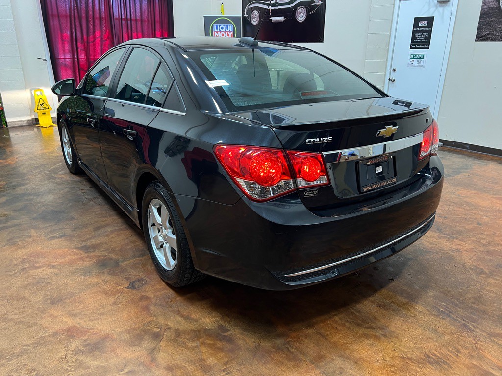 2015 Chevrolet Cruze Image 7