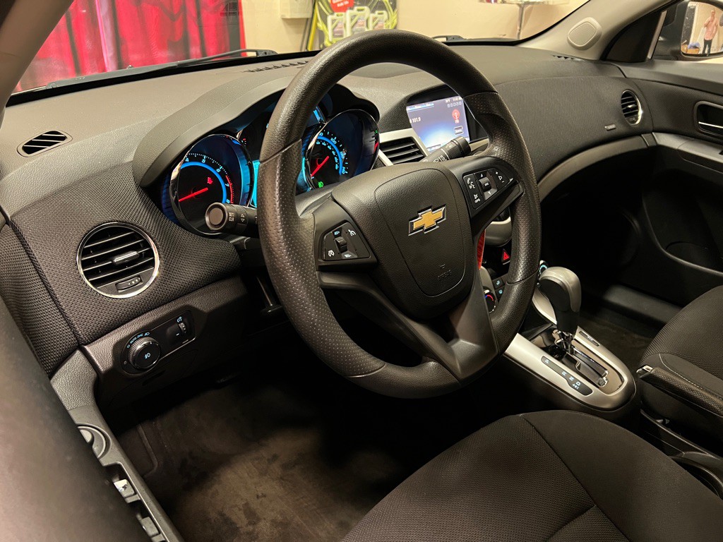 2015 Chevrolet Cruze Image 58