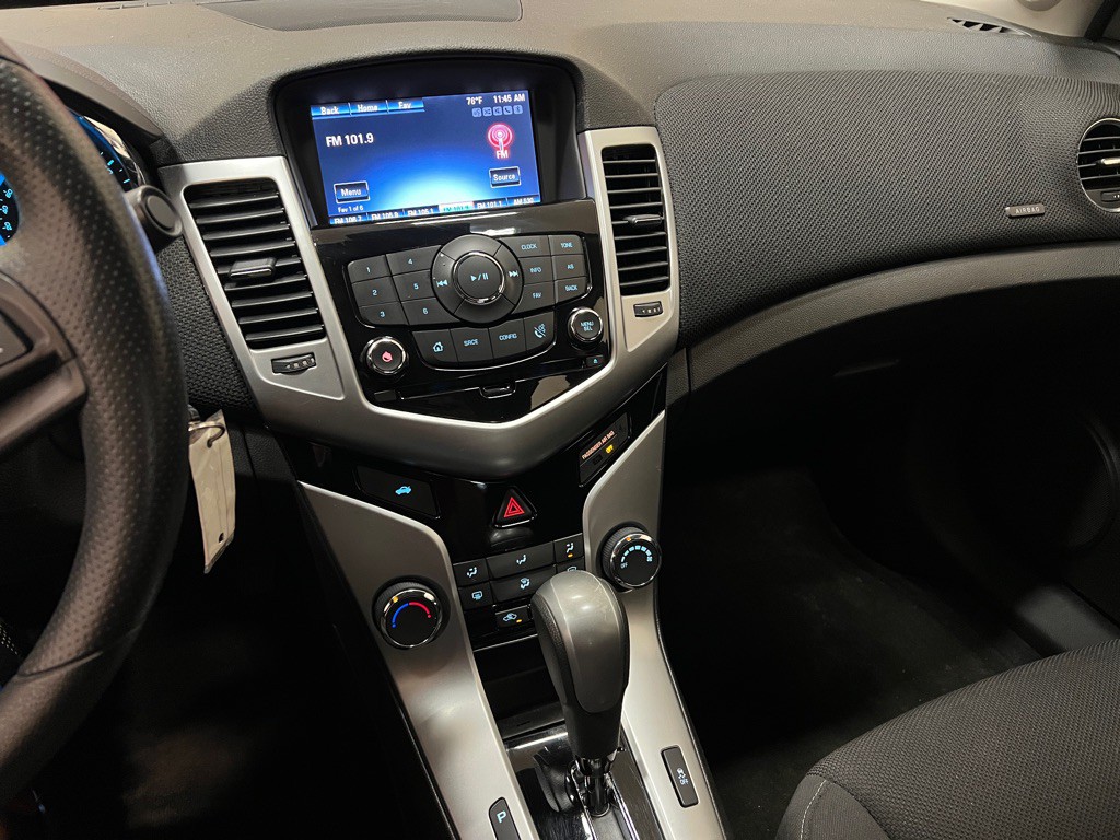 2015 Chevrolet Cruze Image 68