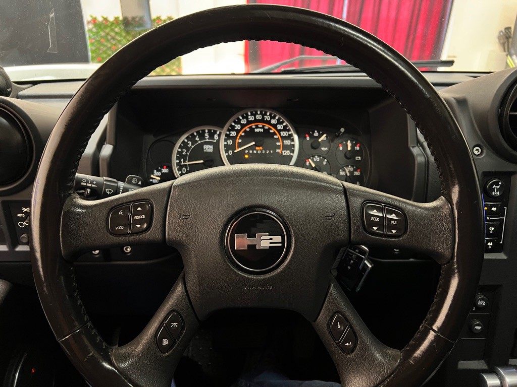2007 HUMMER H2 Image 18