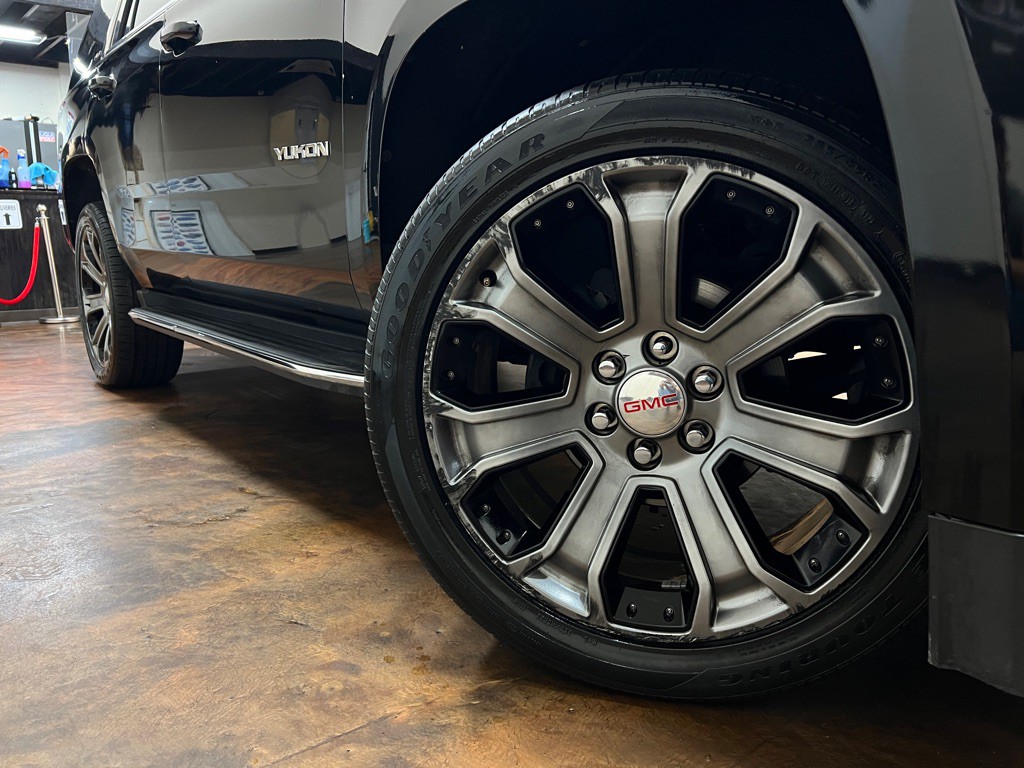 2019 GMC Yukon Image 43