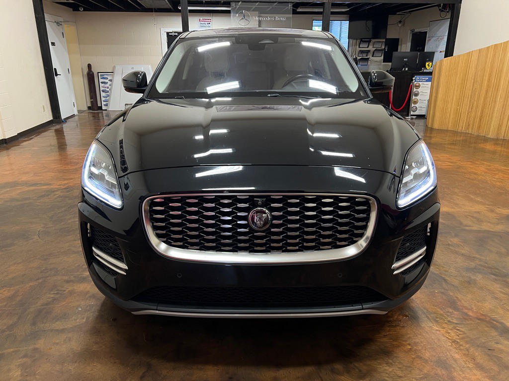 2021 Jaguar E-pace Image 4