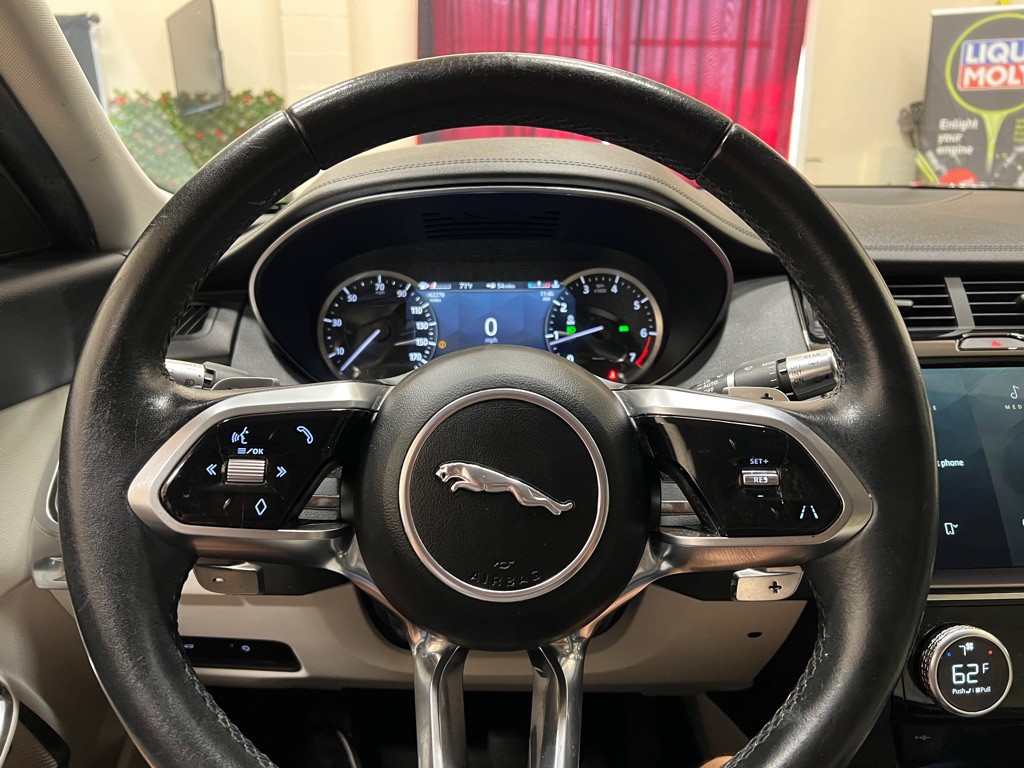 2021 Jaguar E-pace Image 18