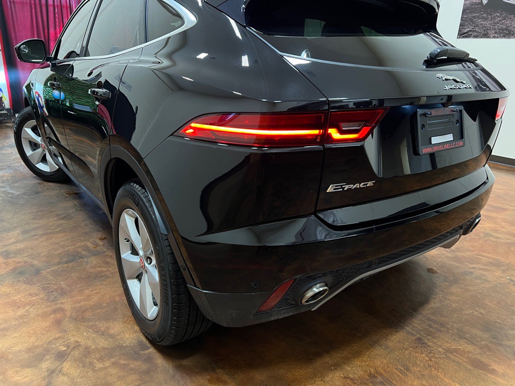 2021 Jaguar E-pace Image 39