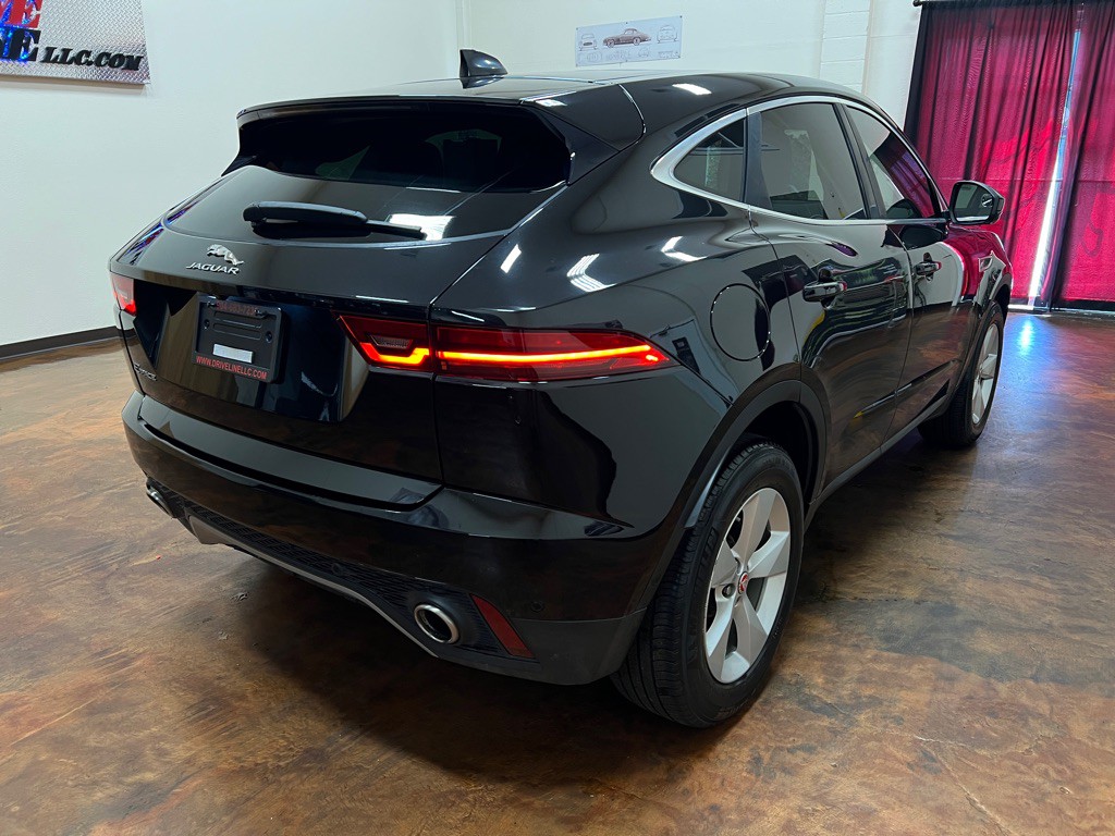2021 Jaguar E-pace Image 9