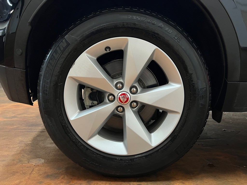 2021 Jaguar E-pace Image 12