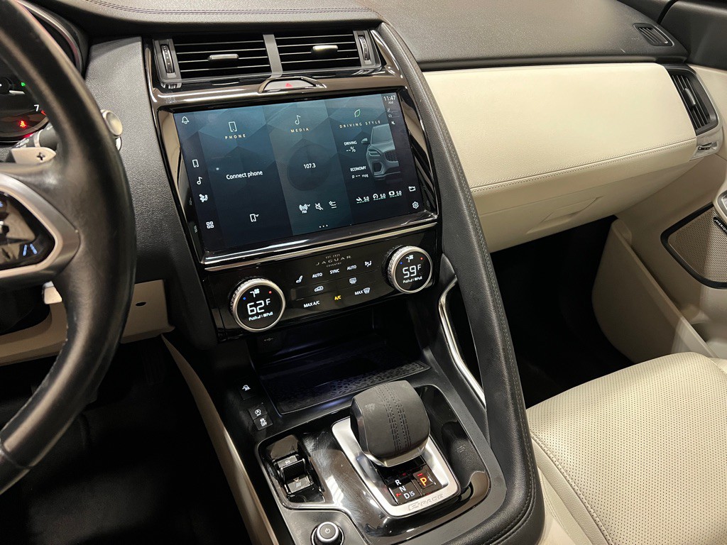 2021 Jaguar E-pace Image 22