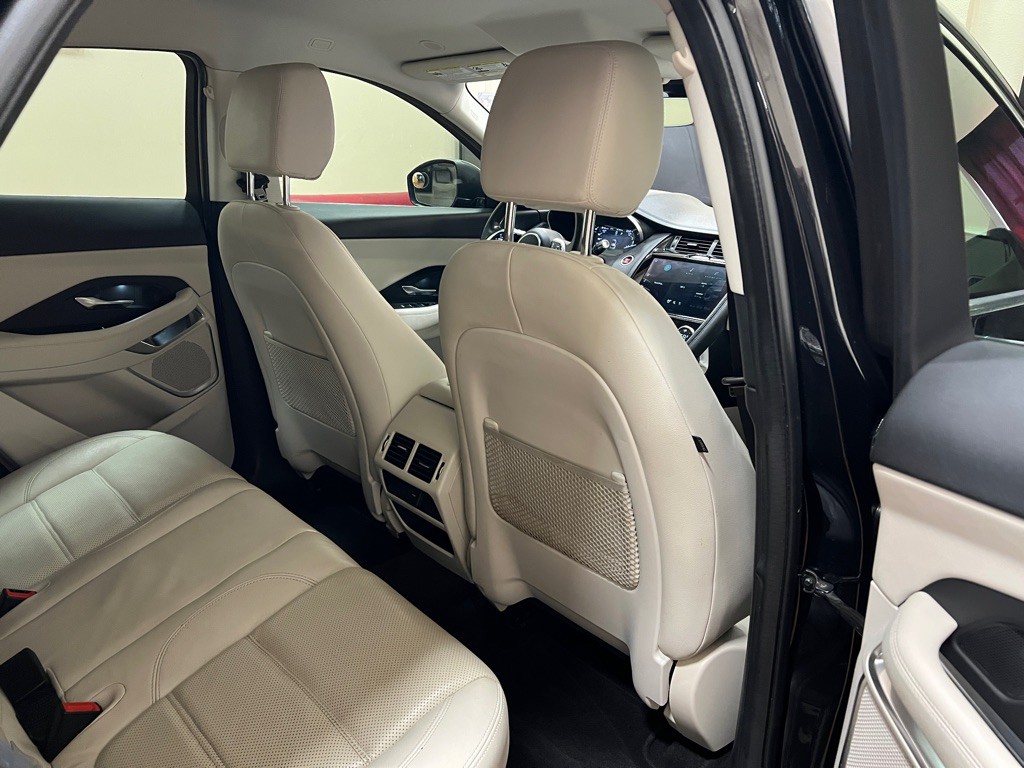 2021 Jaguar E-pace Image 34