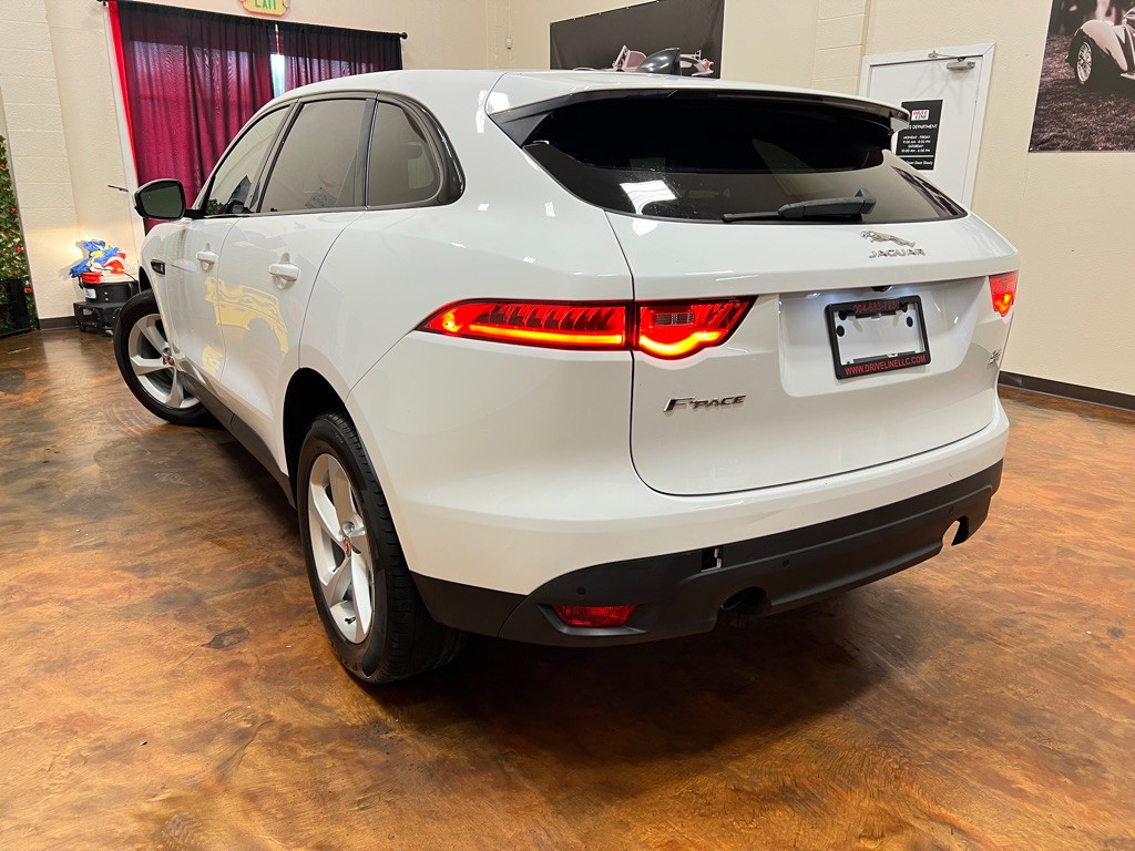 2020 Jaguar F-PACE Image 2