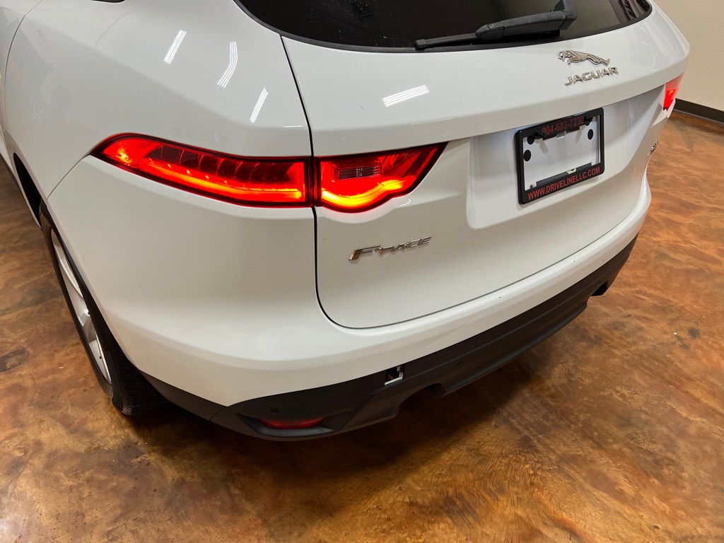 2020 Jaguar F-PACE Image 45