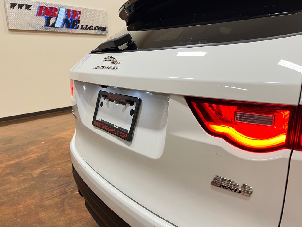 2020 Jaguar F-PACE Image 47