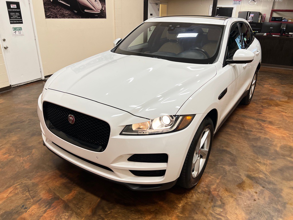 2020 Jaguar F-PACE Image 48