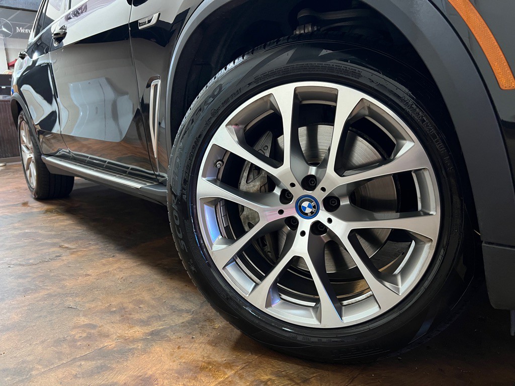 2023 BMW X5 Image 42