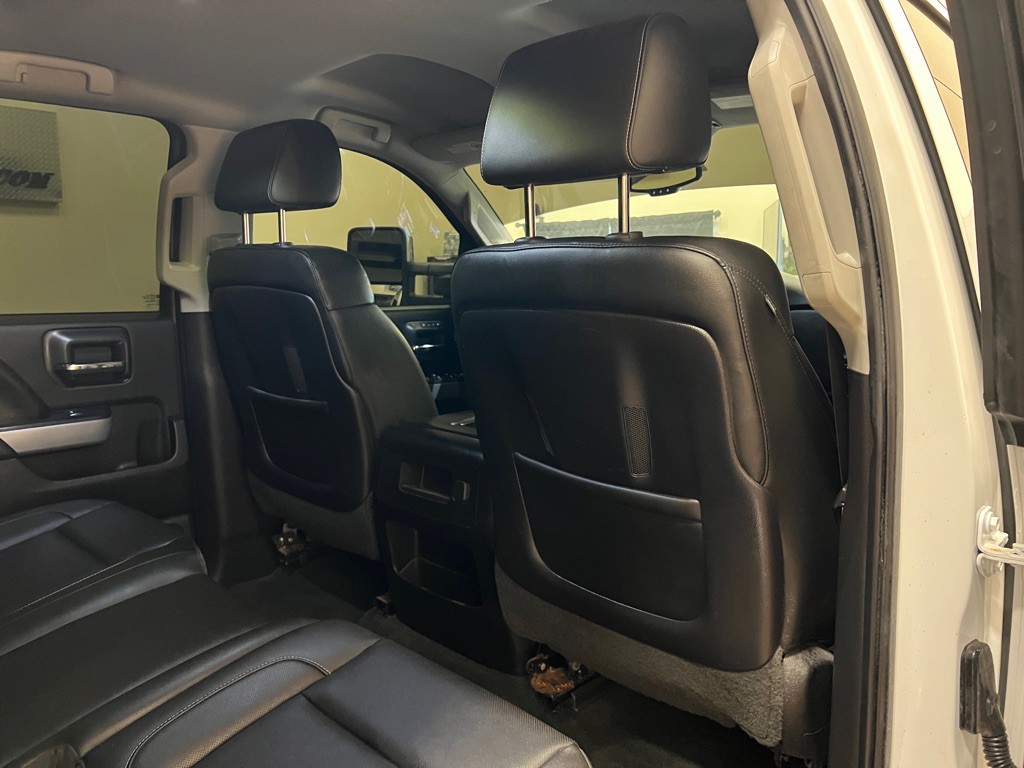 2015 Chevrolet Silverado 1500 Image 35