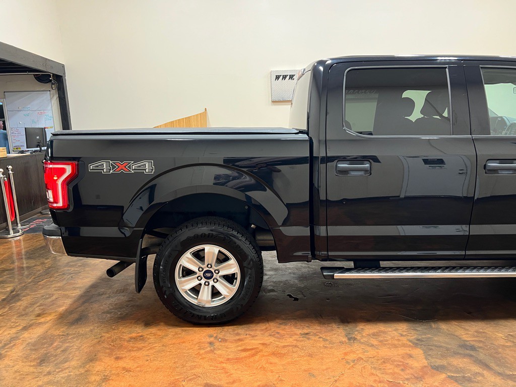 2017 Ford F-150 Image 11