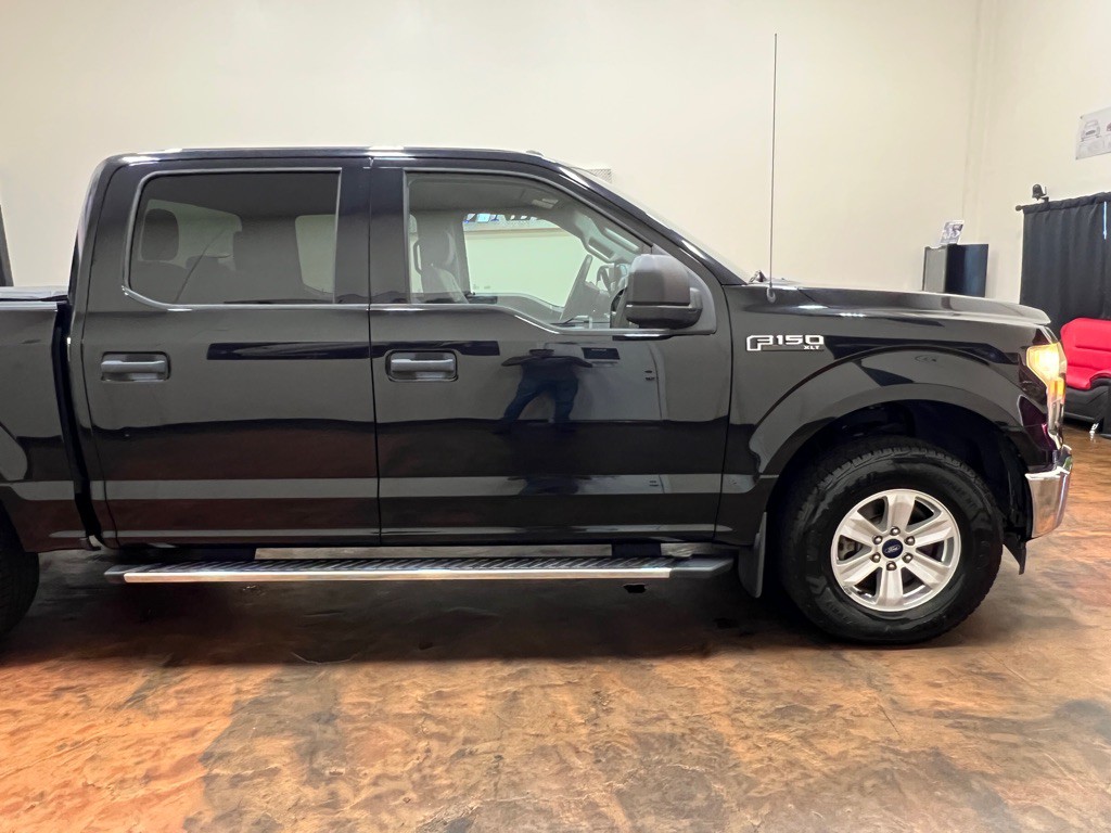 2017 Ford F-150 Image 12
