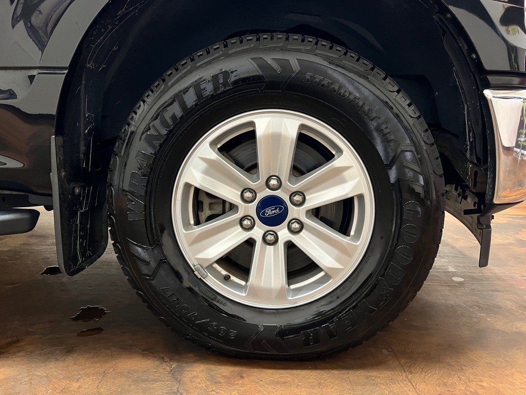 2017 Ford F-150 Image 13