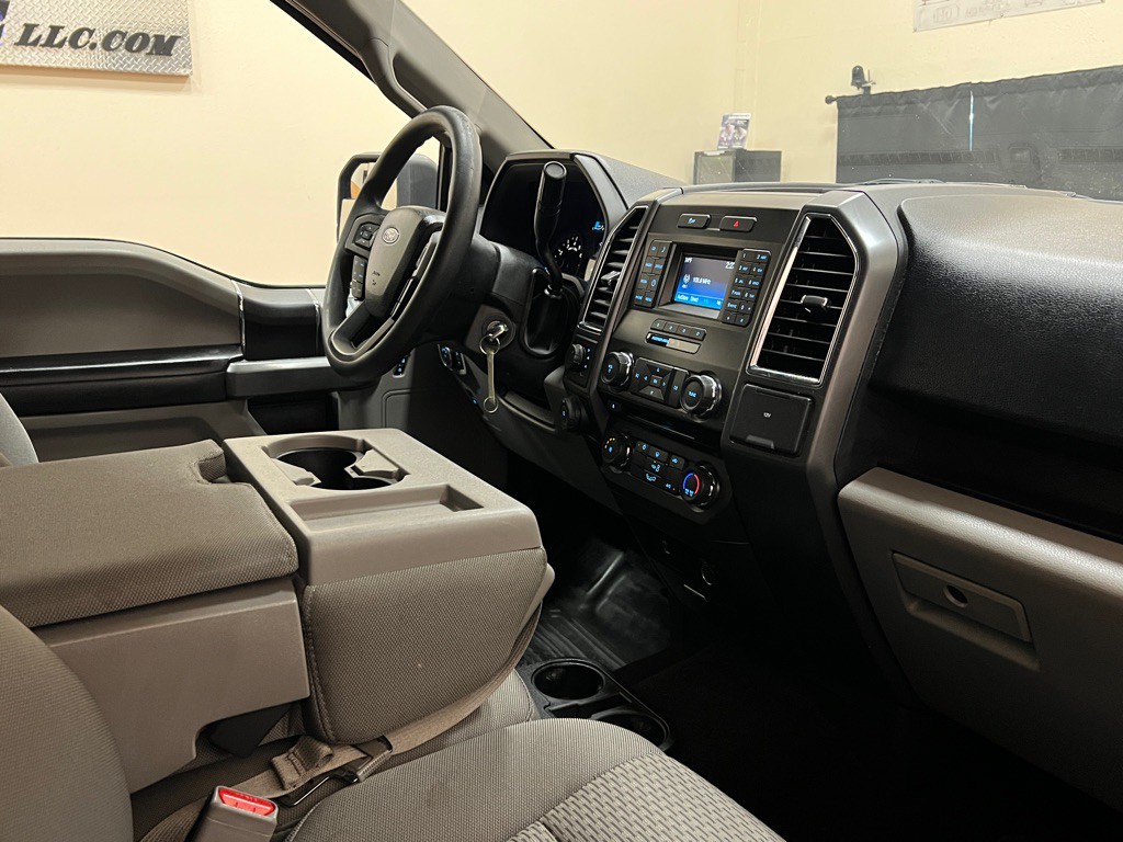 2017 Ford F-150 Image 17
